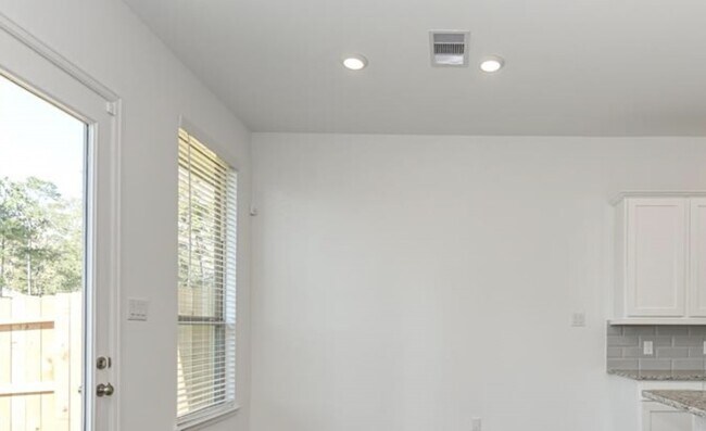 Building Photo - 530 Dry Fork Ln
