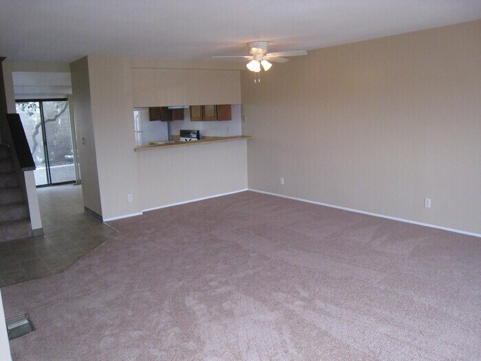 Townhome w/ great views of the El Cajon Va... House Rental in El