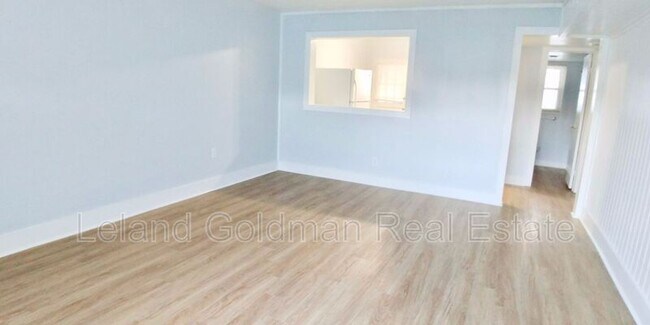 Building Photo - 5269 Curlew Dr