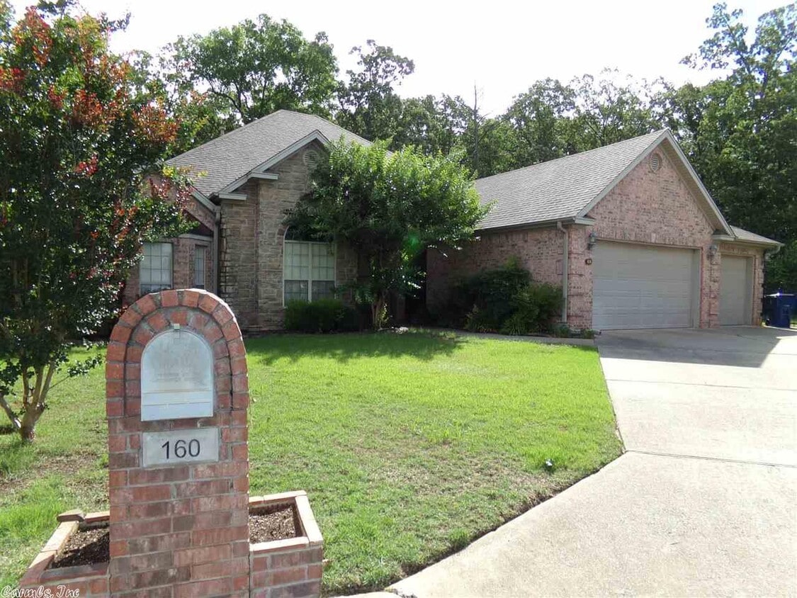 160 Marseille Dr, Maumelle, AR 72113 House for Rent in Maumelle, AR