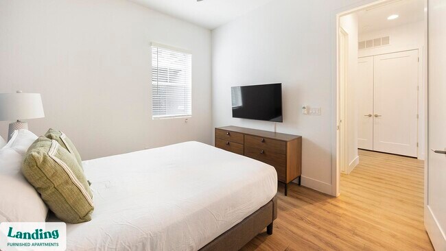 Foto del edificio - 8200 W Encanto Blvd