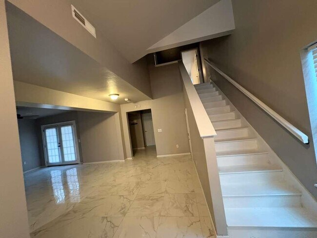 Foto del edificio - 1217 SW 18th St