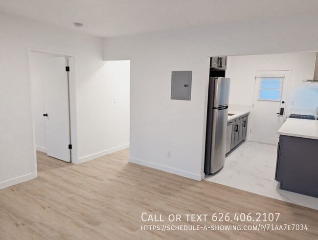 Building Photo - 1726 N Sierra Bonita Ave