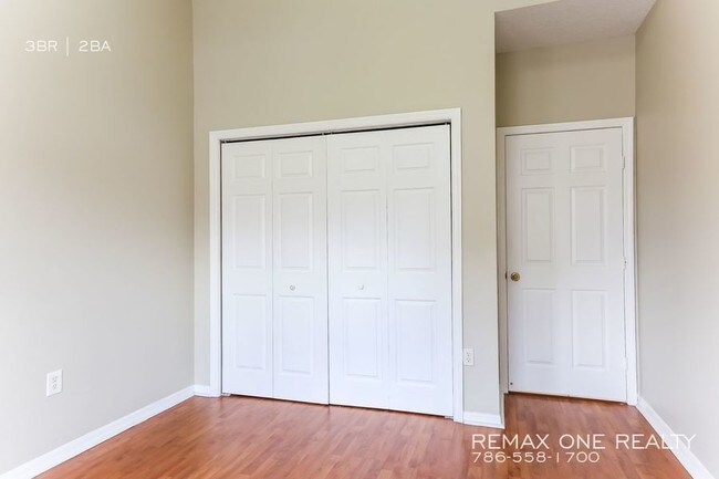 Foto del edificio - 2090 NW 98th Terrace