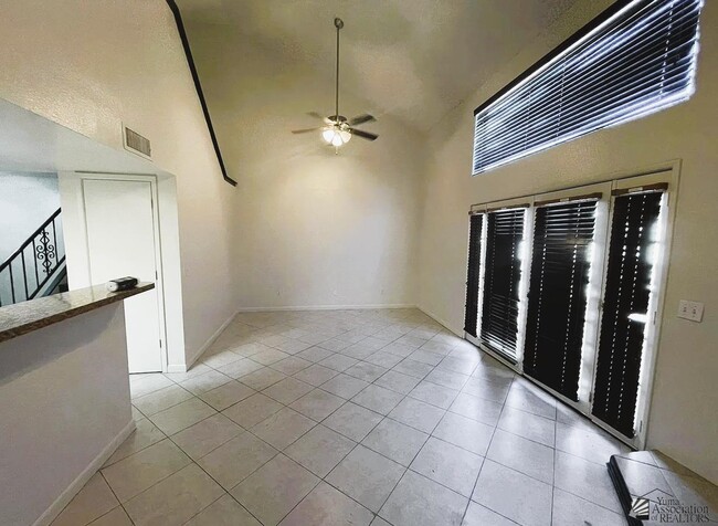 Foto del edificio - 2045 S 14th Ave