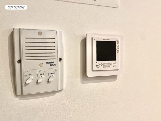 Foto del edificio - 410 W 36th St.