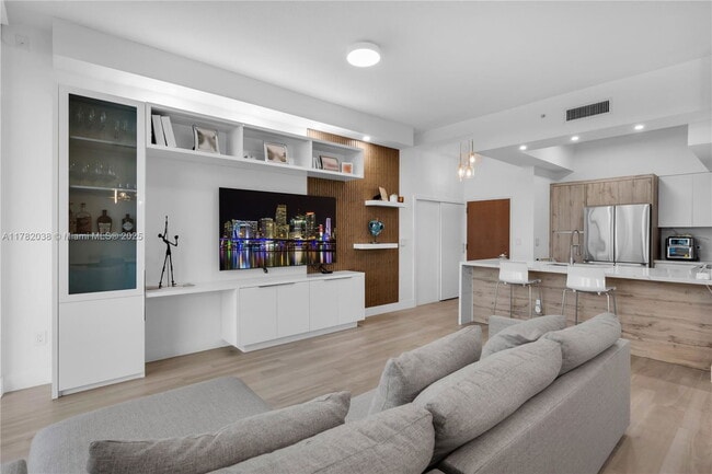 Foto del edificio - 31 SE 5th St