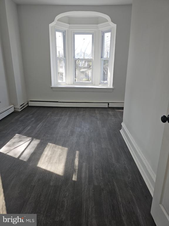 Foto del edificio - 2049 N 62nd St