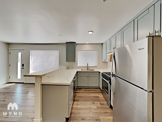 Foto del edificio - 4178 32nd St
