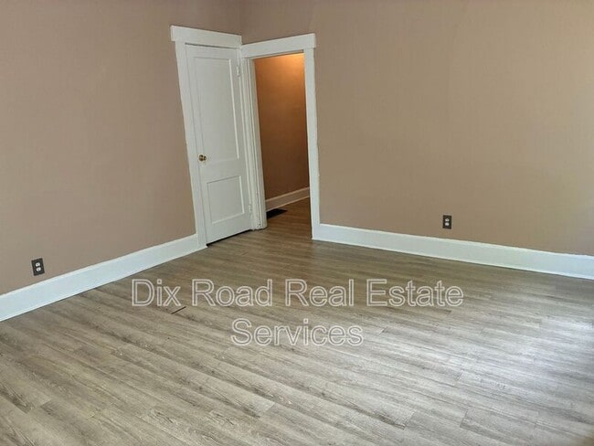 Foto del edificio - 702 Baltimore St