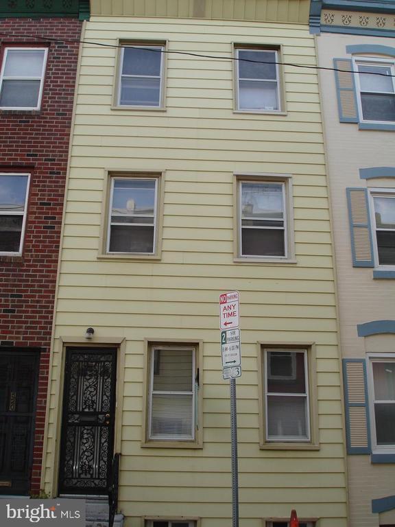 Foto principal - 522 N Douglas St