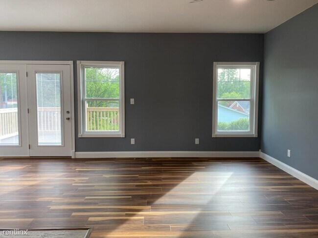 Foto del edificio - 3 br, 2 bath Duplex - 93A Bluebird Ct