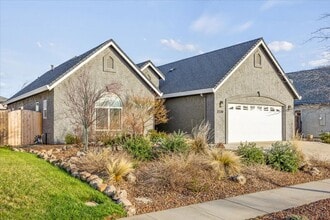 Building Photo - 2520 Duffy Dr