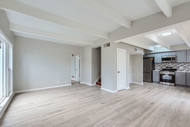 Building Photo - 236 E 92nd St