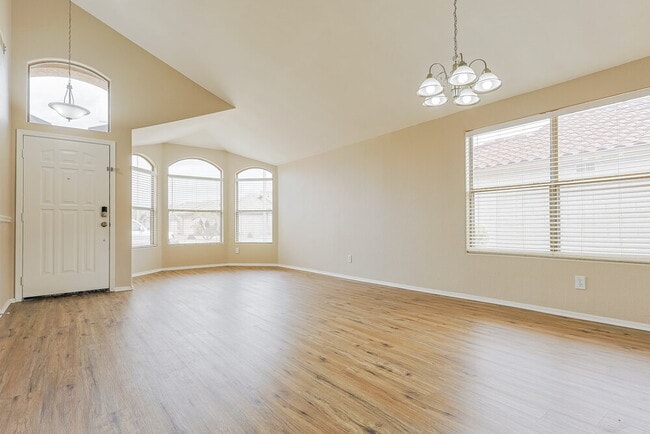 Foto del edificio - 9339 E Posada Ave