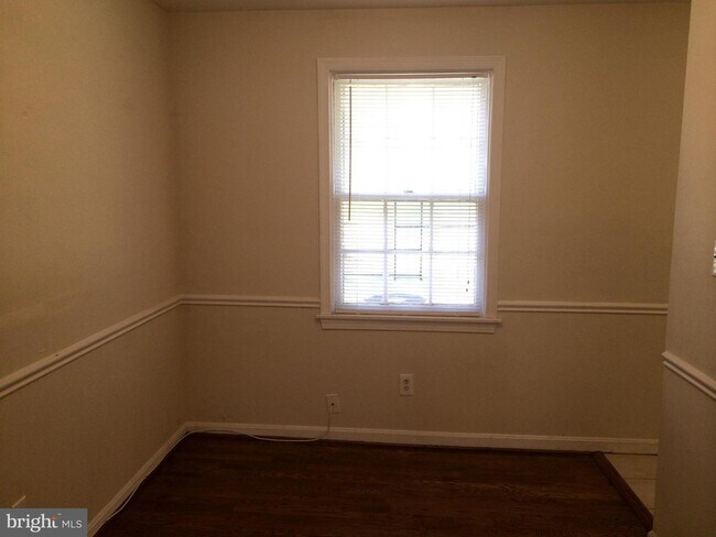 Foto del edificio - 2024 Fort Davis St SE