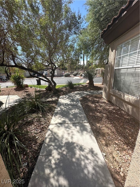 Foto del edificio - 2604 Ponderosa Pine Ave