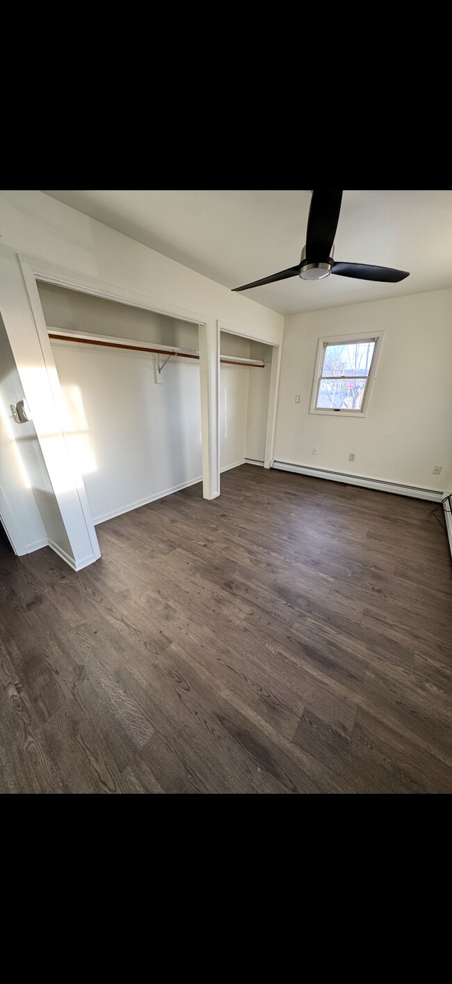 Foto del edificio - 477 Bodnick St