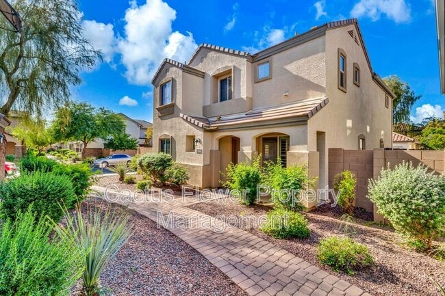 Foto del edificio - 2544 E Vermont Dr