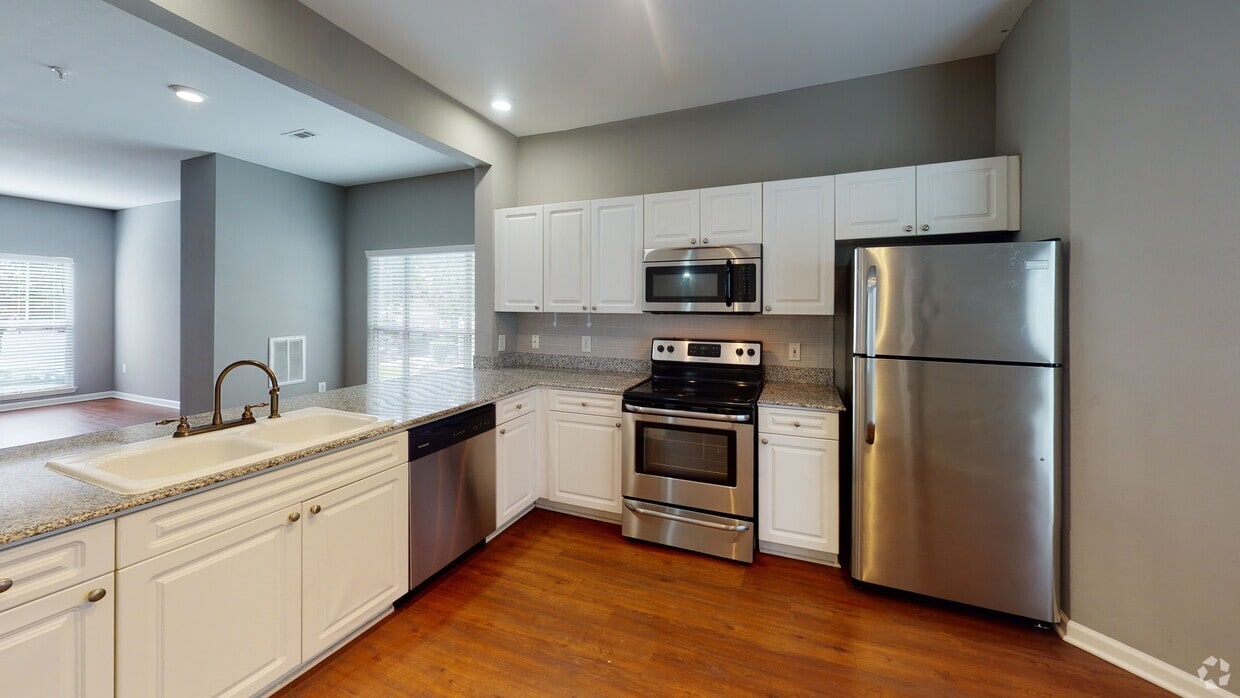 Photo - J501 Estates Apartments