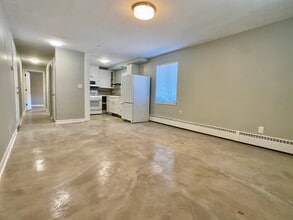 Building Photo - 424 Bridge Ave
