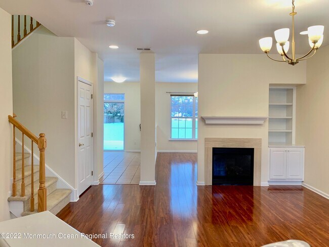 Building Photo - 88 Banyan Blvd