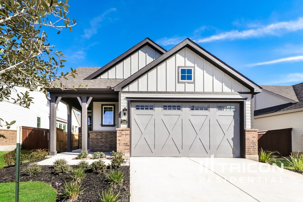 Foto principal - 1556 Mexican Heather Dr