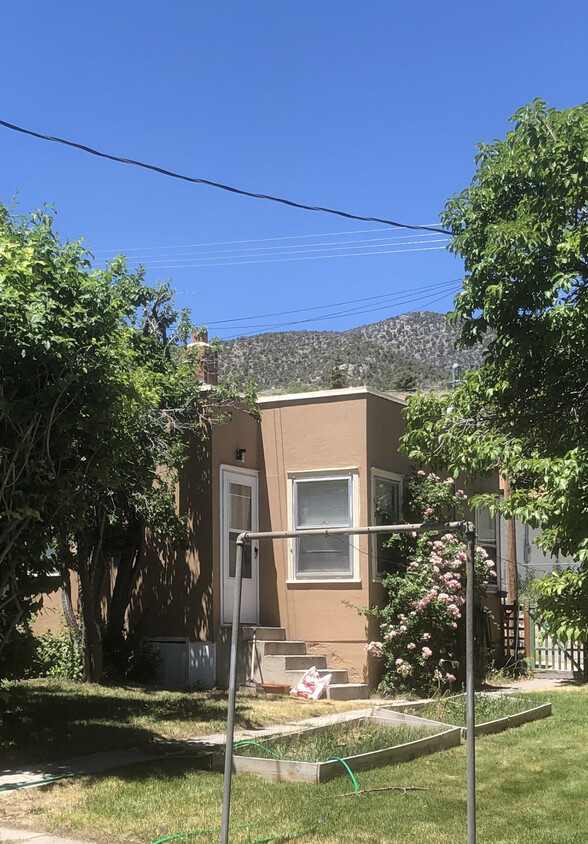 Primary Photo - 885 High Street
