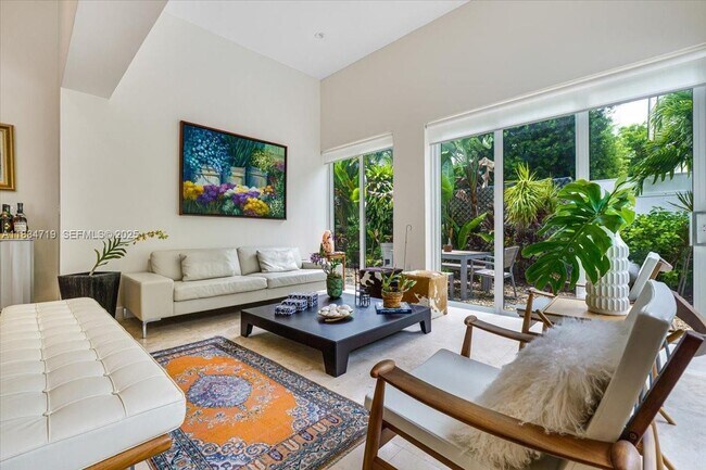 Foto del edificio - 435 Ridgewood Rd