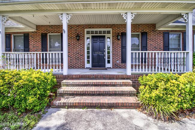 Foto del edificio - 3128 Braemar Ln