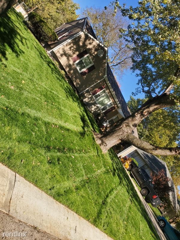 Foto del edificio - 3 br, 1 bath House - 11408 E 49th St
