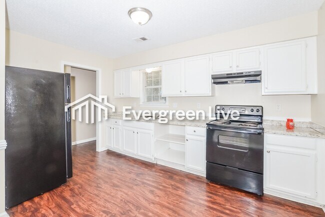 Foto del edificio - 4930 Blue Wing St