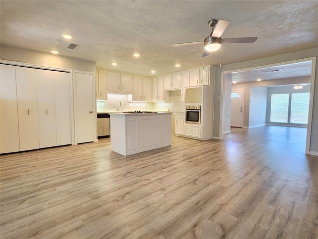 Foto del edificio - 5333 Strickland Ave