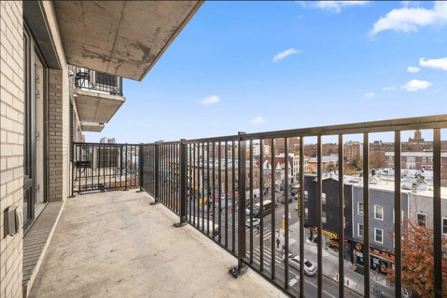 Foto del edificio - 1457 Flatbush Ave