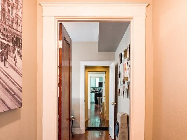 Hallway - 2528 Peniston St
