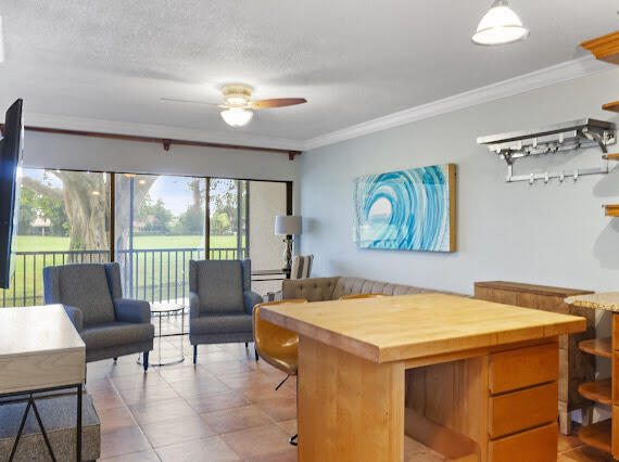 Foto del edificio - 501 Greensward Ln