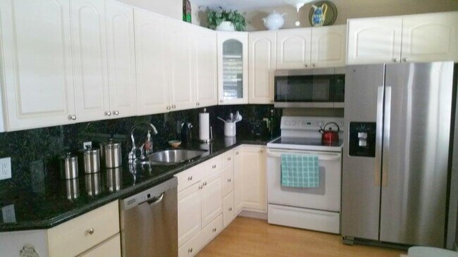 Foto del edificio - 2424 N Federal Hwy