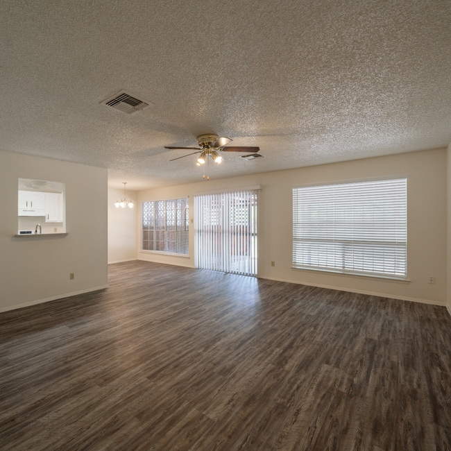 Building Photo - Home for Rent
