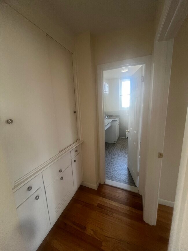 Foto del edificio - 492 Fountain St