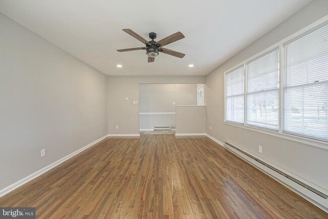 Building Photo - 123 Thies Rd