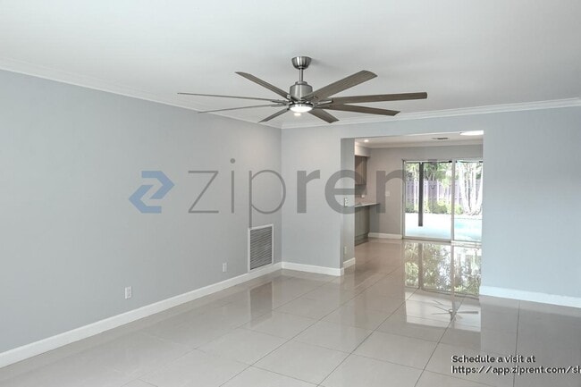 Foto del edificio - 3343 NW 69th St