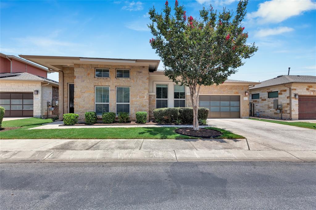 Foto principal - 1209 Sue Ann Rose Dr