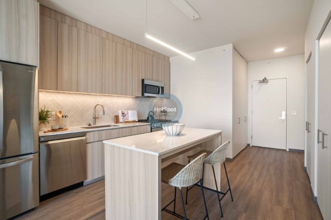 Building Photo - 1960 W Ogden Ave Building Photo - 1960 W Ogden Ave