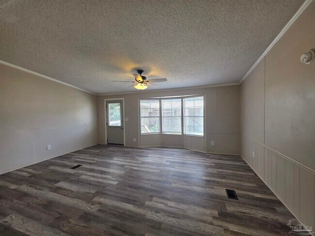 Foto del edificio - 2821 Hillcrest Ave