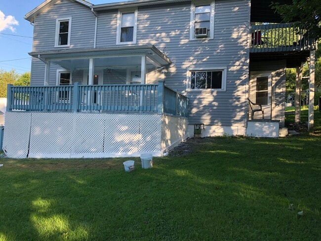 Building Photo - 409 Shady Ave