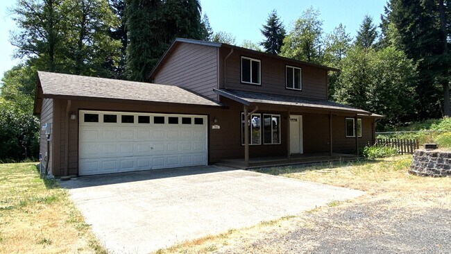 Building Photo - Creek-side Home in Carson