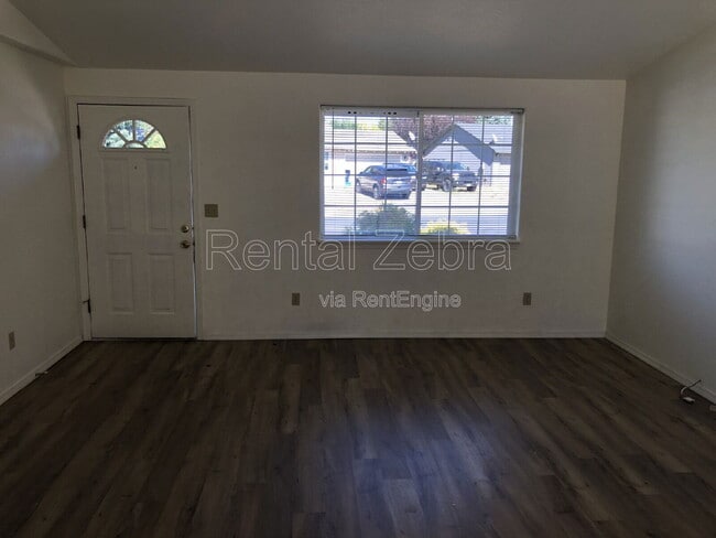 Foto del edificio - 3234 SW Salmon Ave