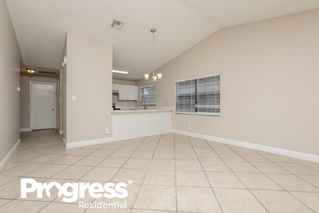 Building Photo - 1614 Bobolink Ln