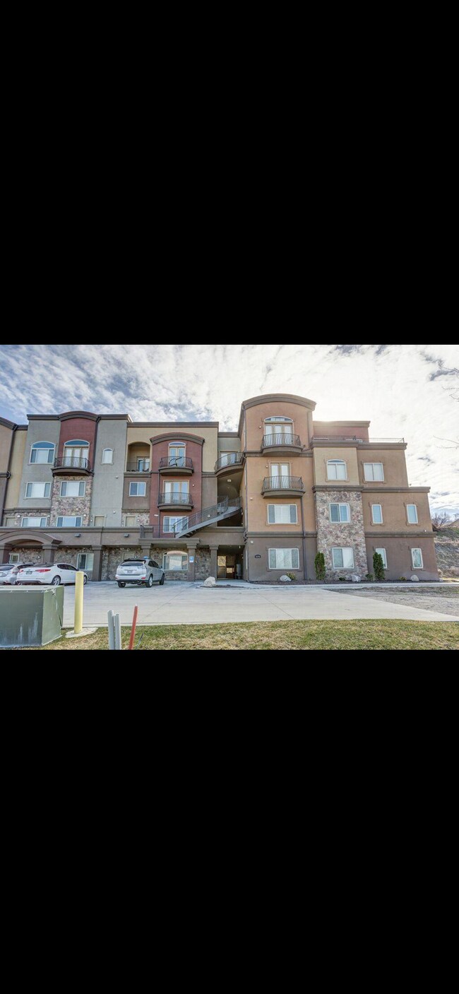 5176 N University Ave Unit 418, Provo, UT 84604 Condo for Rent in