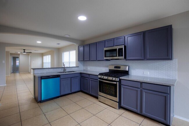 Foto del edificio - 718 Remwick Dr